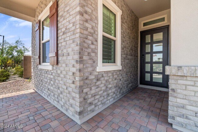 Building Photo - 21816 N 59th St