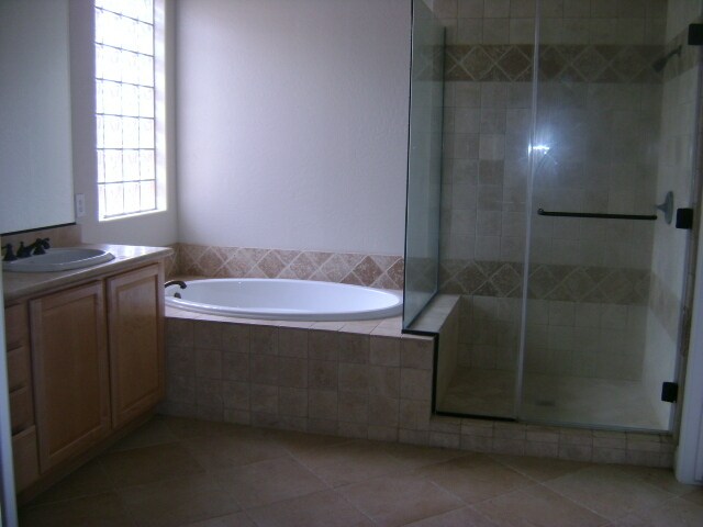 Building Photo - BEAUTIFUL CLUB ALIANTE 2196 SQ FT ONE STORY HOME