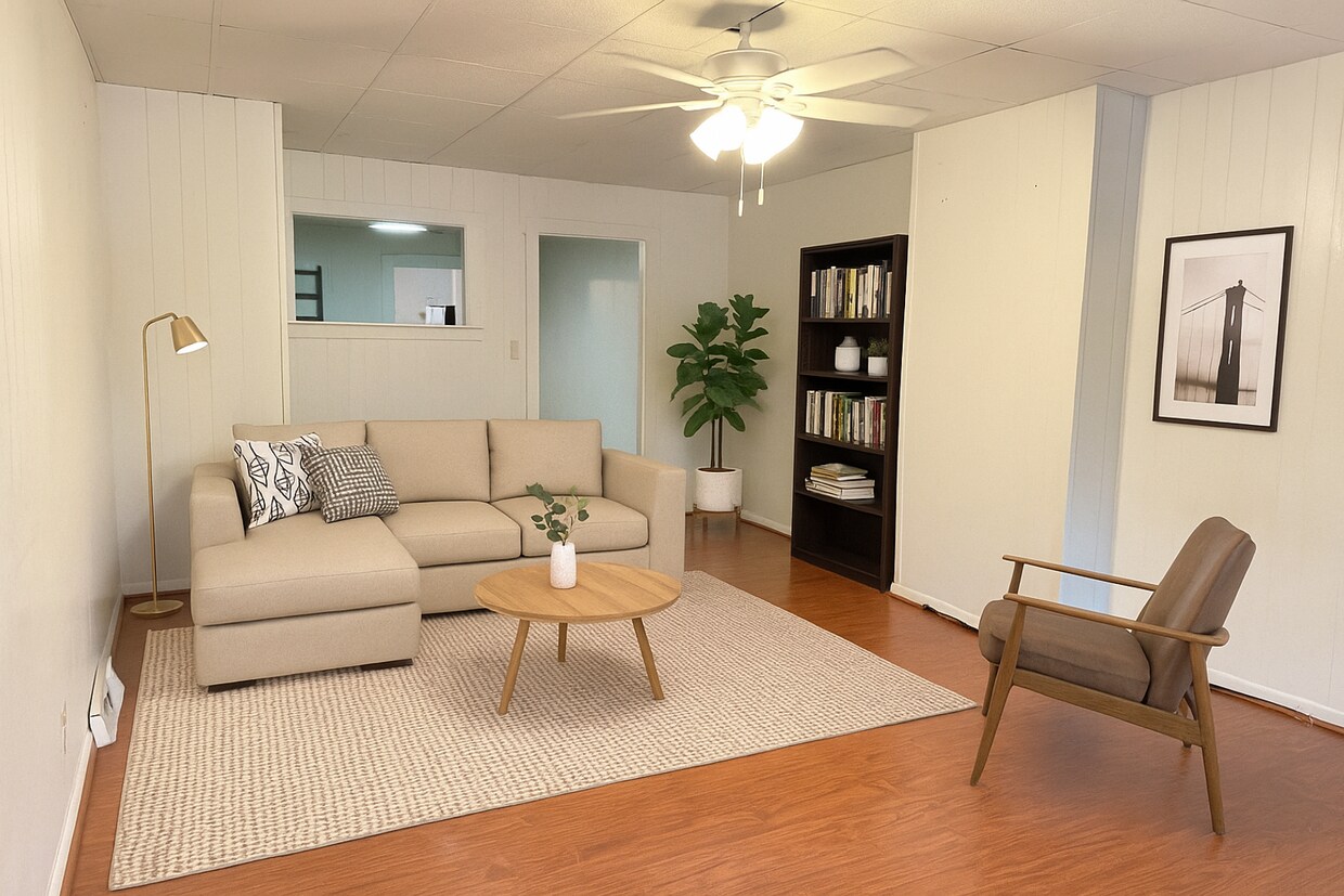 Foto principal - 3 Bedroom, 2 Bath Home in Manheim - Fenced...