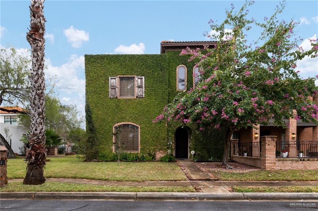Foto principal - 421 Cottonwood Ave