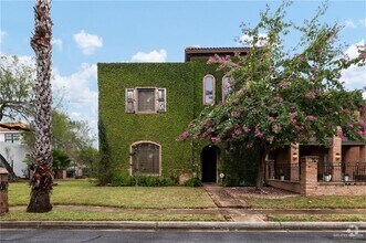 Building Photo - 421 Cottonwood Ave