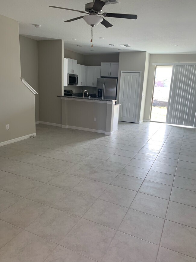 14349 Easy Goer St, Ruskin, FL 33573 Townhome Rentals in Ruskin FL