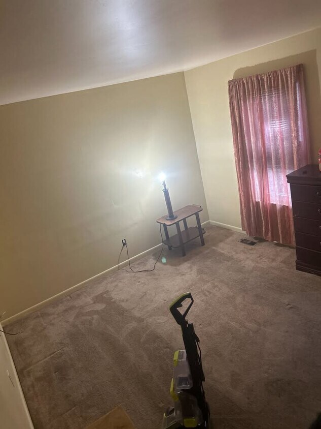 Foto del edificio - 761 Custis St