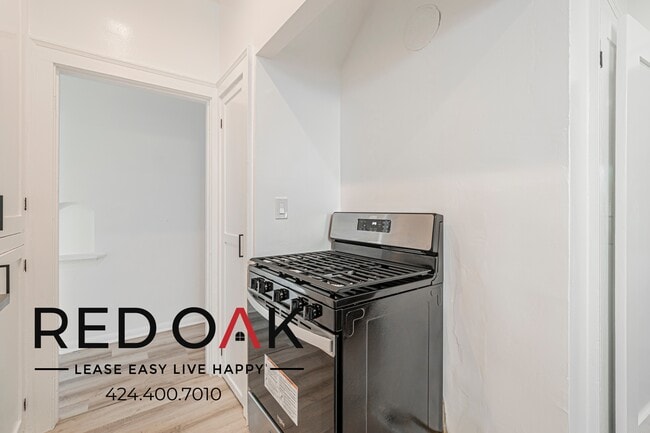 Foto del edificio - 234 S Kenmore Ave