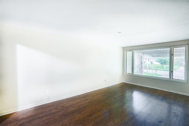 Building Photo - 6721 Stroud Dr