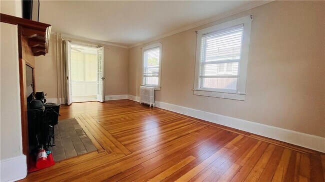 Foto del edificio - 105 Bliss Rd