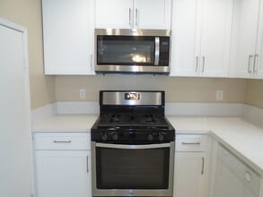 303 - Kitchen - Stonewood Apartments - NO AVAILABILITY