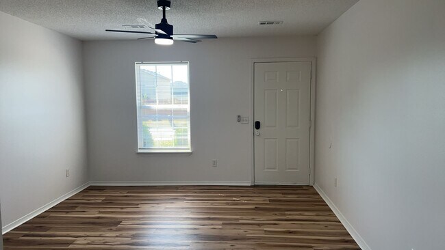 Foto del edificio - 3302 SW Landau Ct