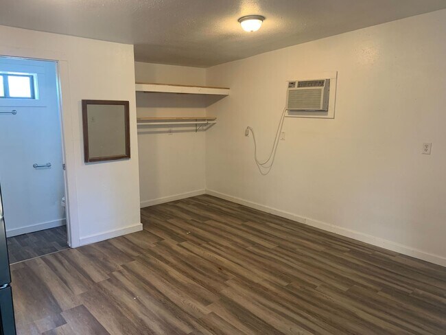 Foto del edificio - 2614 Monterey St