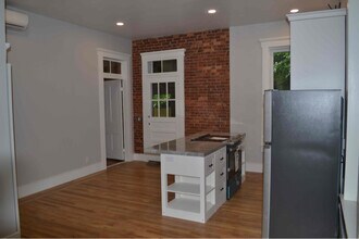 Building Photo - 1234 S 1st St