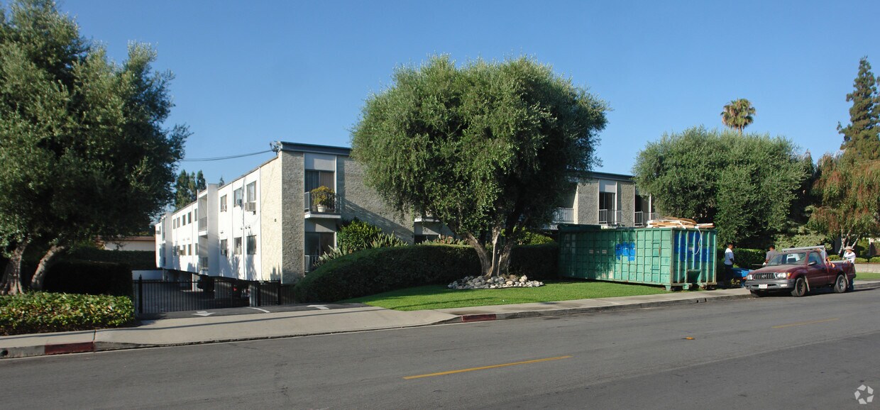 Primary Photo - Vida Villa Apartments