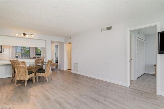 Building Photo - 4835 Bonita Beach Rd SW