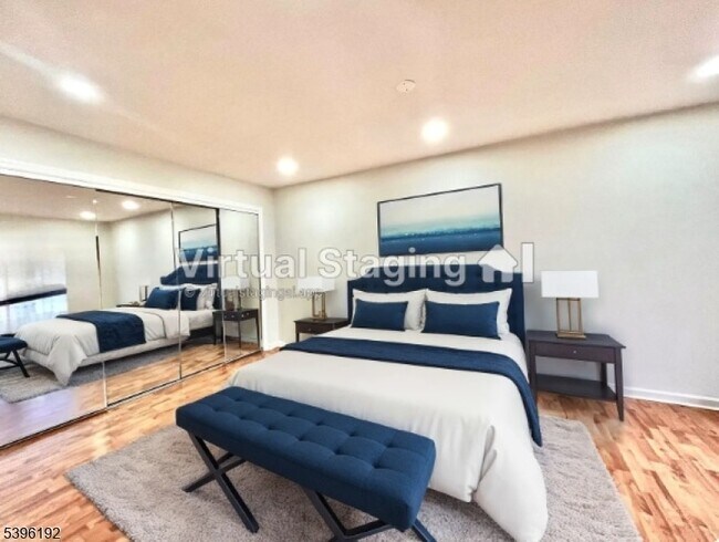 Foto del edificio - 118 Bluebird Dr