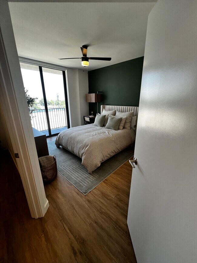 Foto del edificio - 941 E 28th St