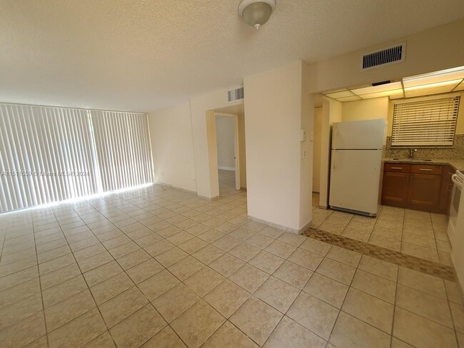 Building Photo - 8801 W Flagler St