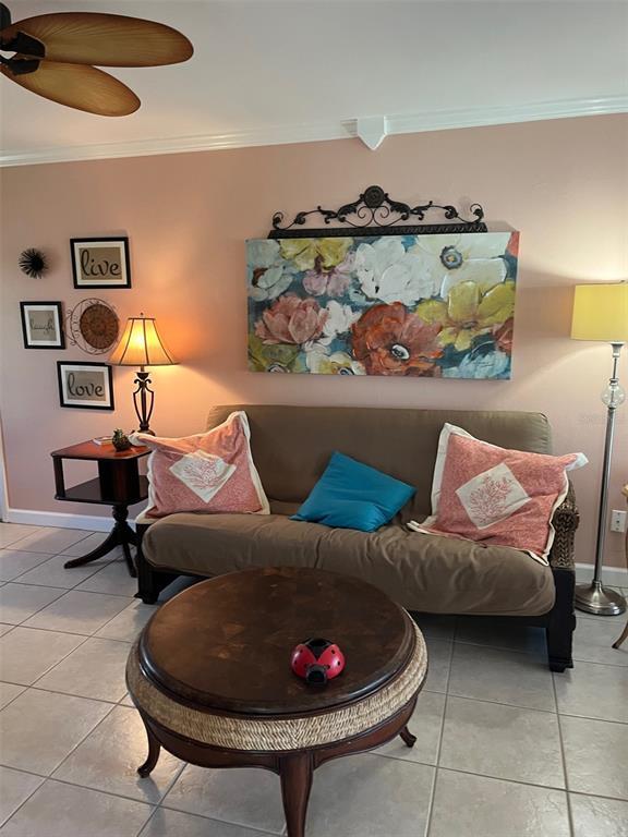 Foto del edificio - 8372 Candlewood Rd