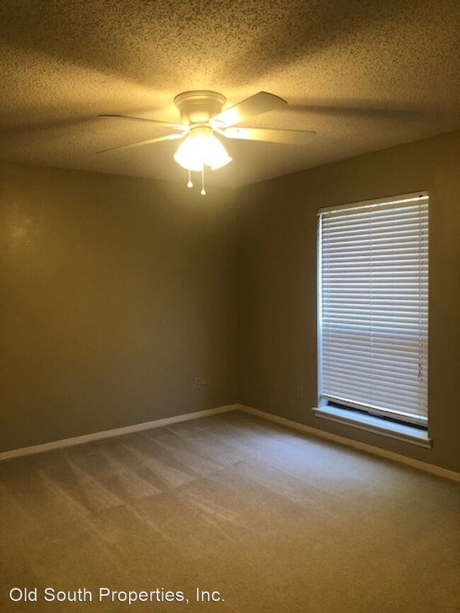Building Photo - 3 br, 3 bath House - 5921 Admiral Doyle Drive