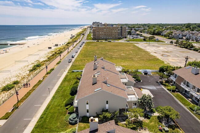 Foto del edificio - 2 N Bath Ave