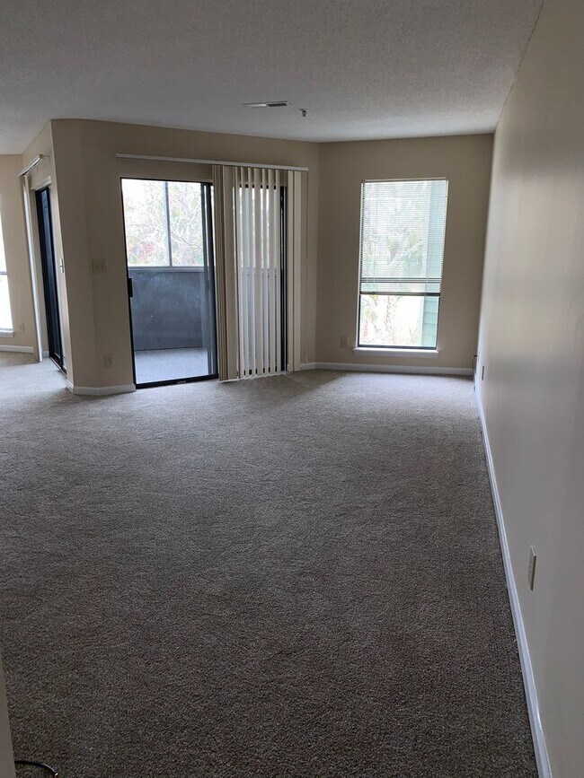 Foto del edificio - 1101 Possum Trot Rd