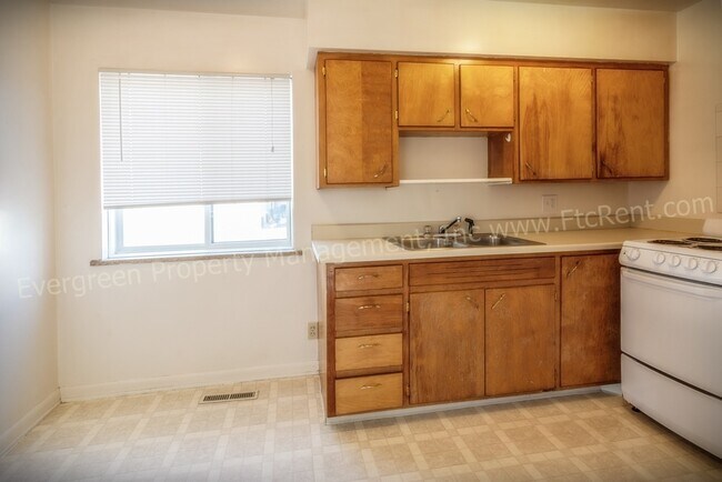 Foto del edificio - 309 N Shields St