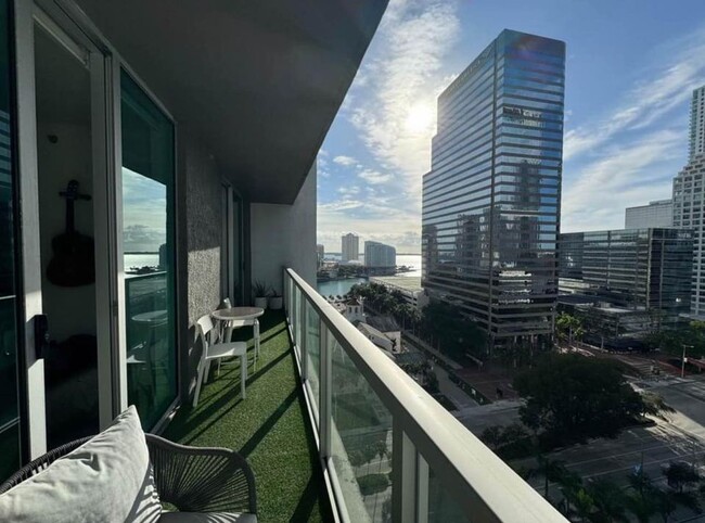 Foto del edificio - 500 Brickell Ave