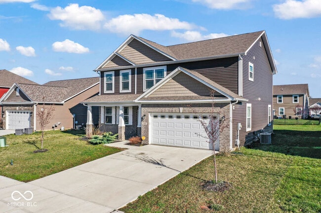 Building Photo - 6874 Nottingham Ln