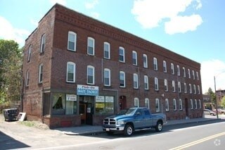 Foto del edificio - 224-226 Lyman St