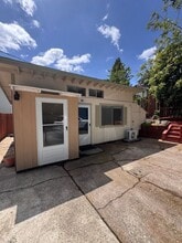 Building Photo - 231 Foresthill Ave