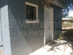 Building Photo - 2406 S 69th St