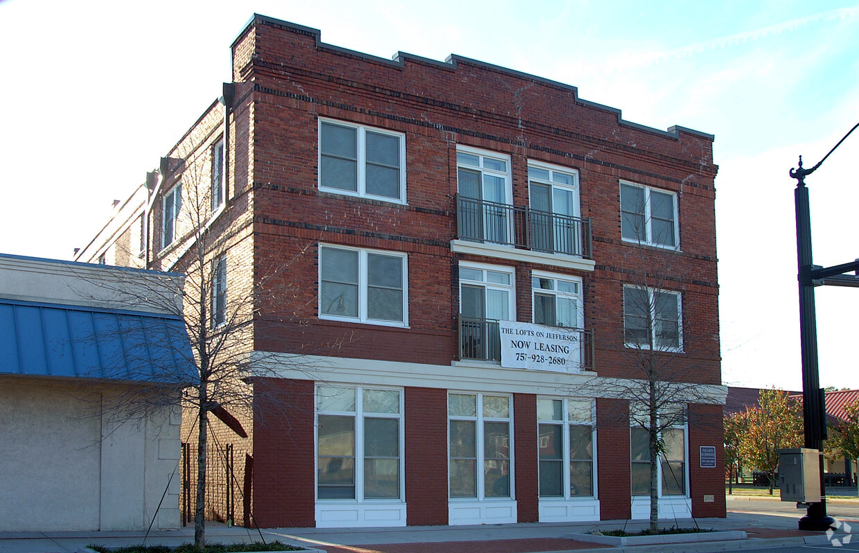 Primary Photo - The Lofts at Jefferson