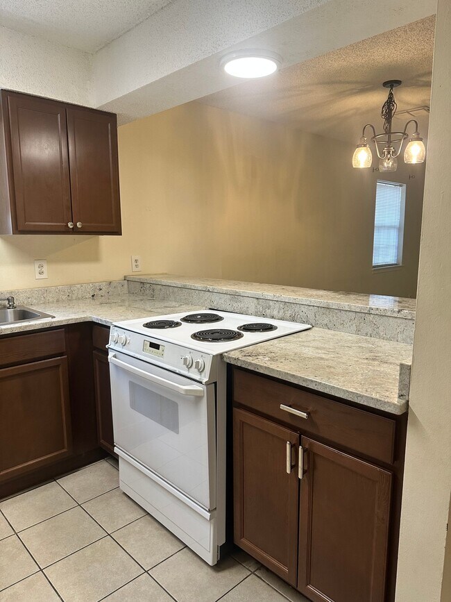 Foto del edificio - 339 Woodham Ct