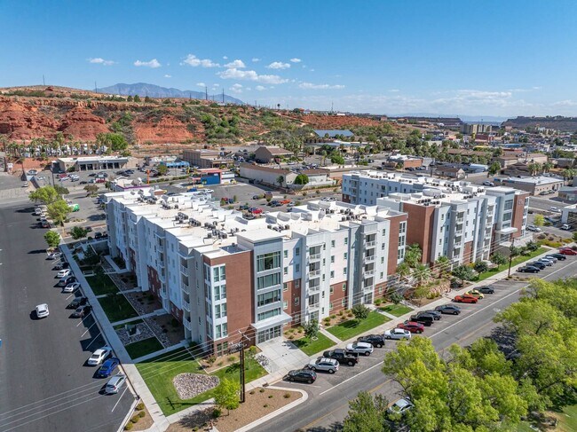 Foto del edificio - 605 Place Student Housing & Co-Living