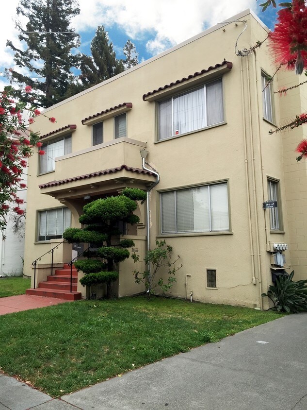 Primary Photo - 2418 Ashby Ave