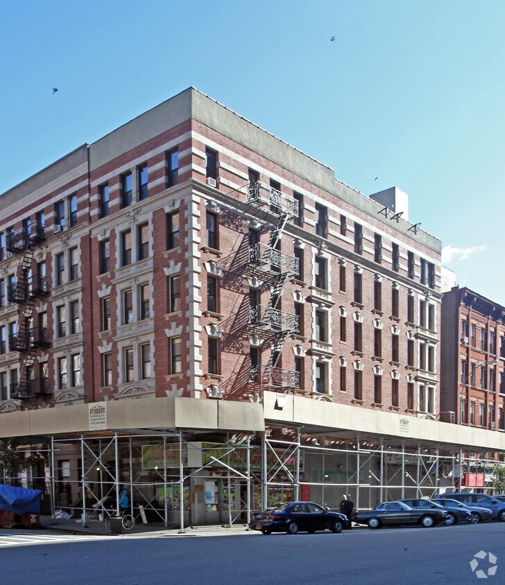 Primary Photo - 23 W 100th St
