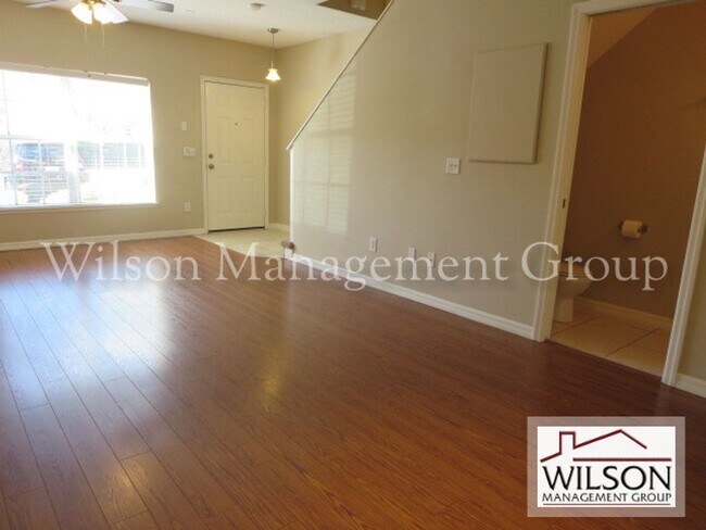 Building Photo - 2 br, 2.5 bath House - 538 Wilton Circle