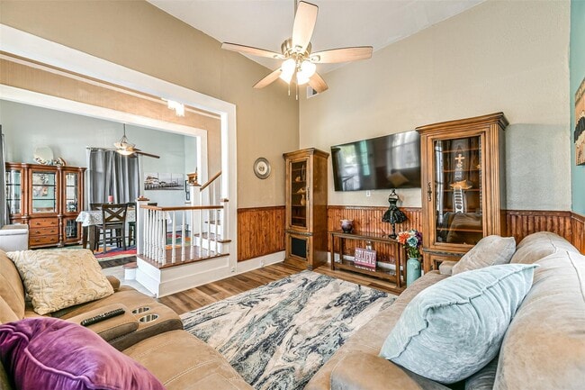 Foto del edificio - 1421 Winnie St