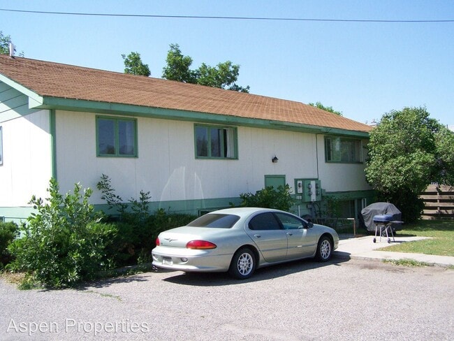 Building Photo - 310-316 N 9th Ave