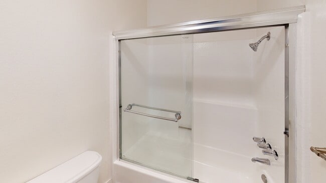 Bathroom - CLK - Clark Apts