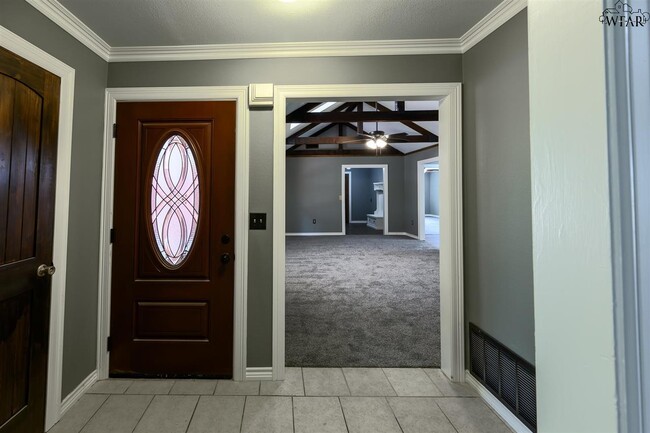 Foto del edificio - 5705 Seymour Hwy
