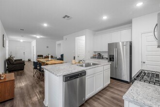 Building Photo - 21214 George Vancouver Ct