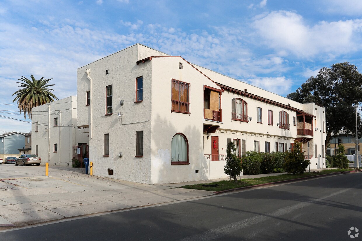 Foto principal - 4203 St Charles Pl