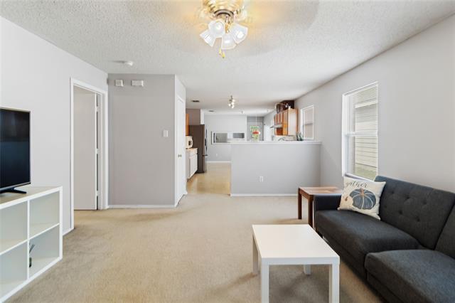 Foto del edificio - 6717 Waterhill Ln