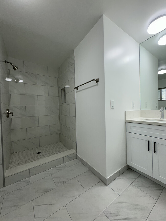 Trojan Spaces Renovated Bathroom - 1286 W Adams Blvd