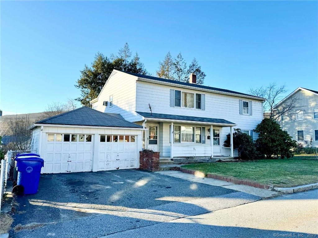 25 Chelton St, Torrington, CT 06790 Room for Rent in Torrington, CT