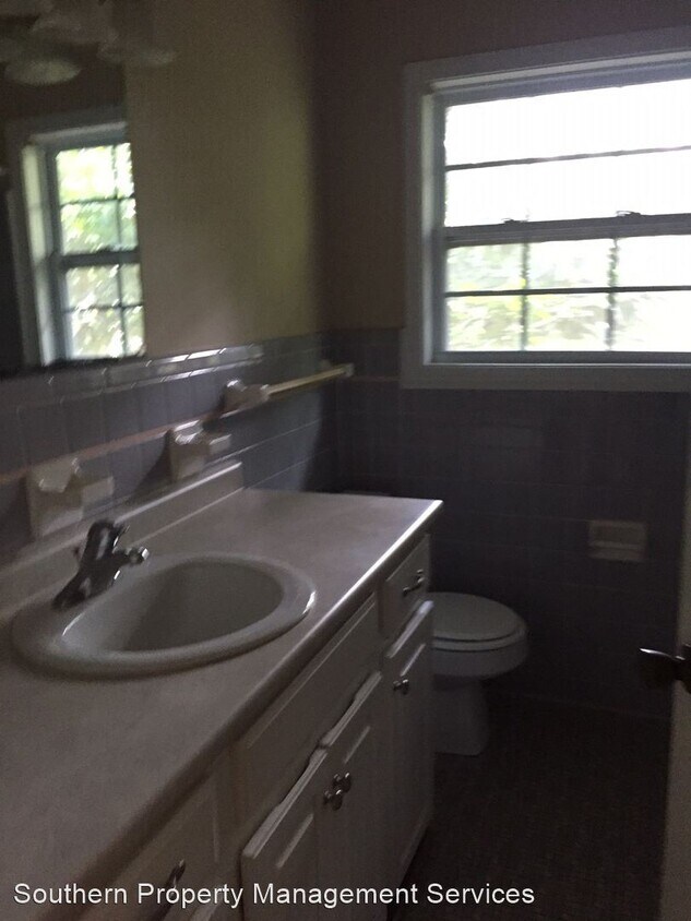 Primary Photo - 3 br, 2 bath House - 106 Greenwood Ave