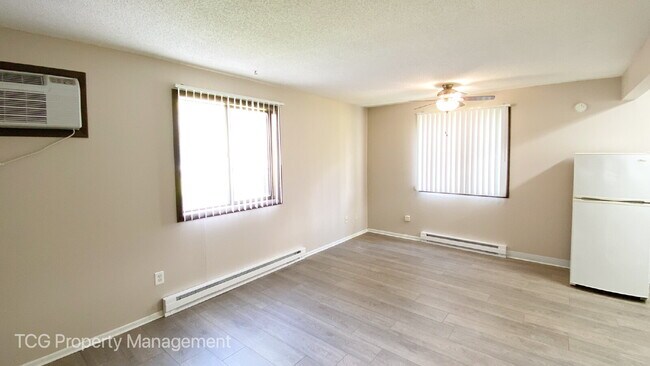 Foto del edificio - 2402 Marquette Rd