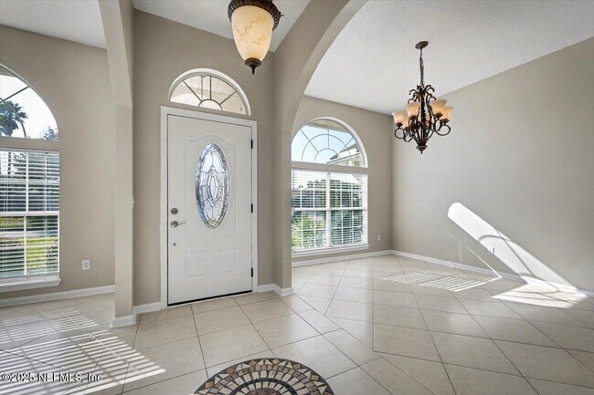 Building Photo - 1676 Trafalgar Ct