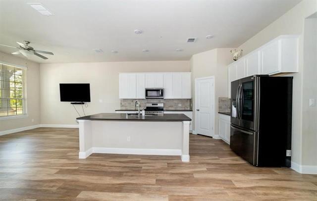 Foto del edificio - 7609 Sunset Blvd