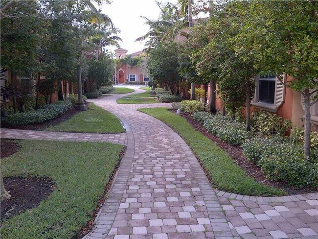 Foto del edificio - 2784 SW 121st Ave