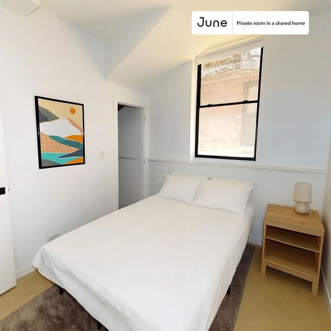 Room in Shared 4 bed/3.5 bath home - Room in Shared 4 bed/3.5 bath home